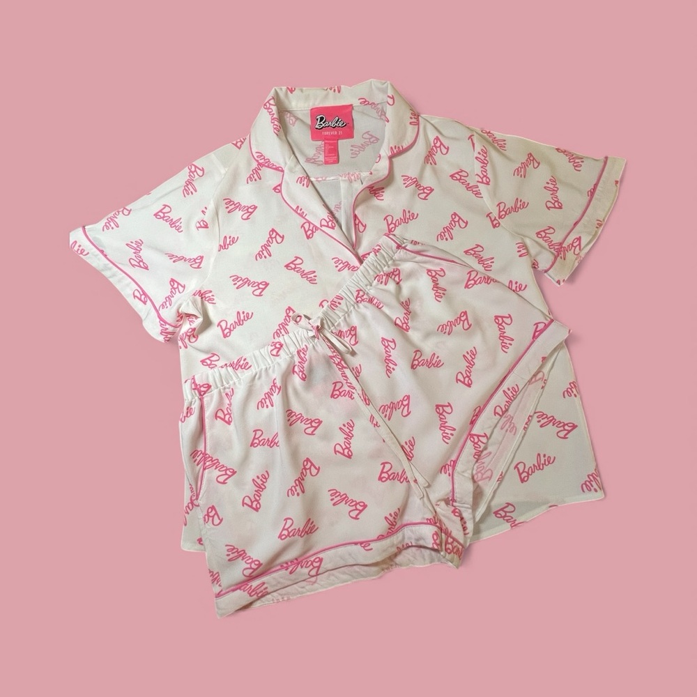 Forever 21, Barbie Logo Print Teen’s Large Pink and White Sleepwear.